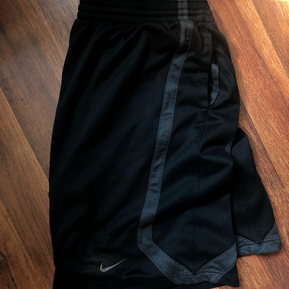 One of a kind Nike tube top - Picture 4 of 4